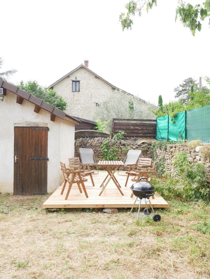 Gite Du Lavoir Leyrieu Екстериор снимка